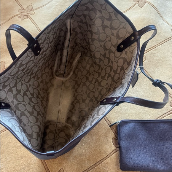 Coach tote - Picture 5 of 7